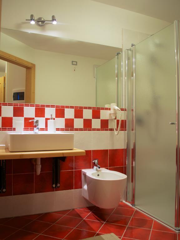 Baita Scaia Bed and Breakfast Cogolo Zewnętrze zdjęcie