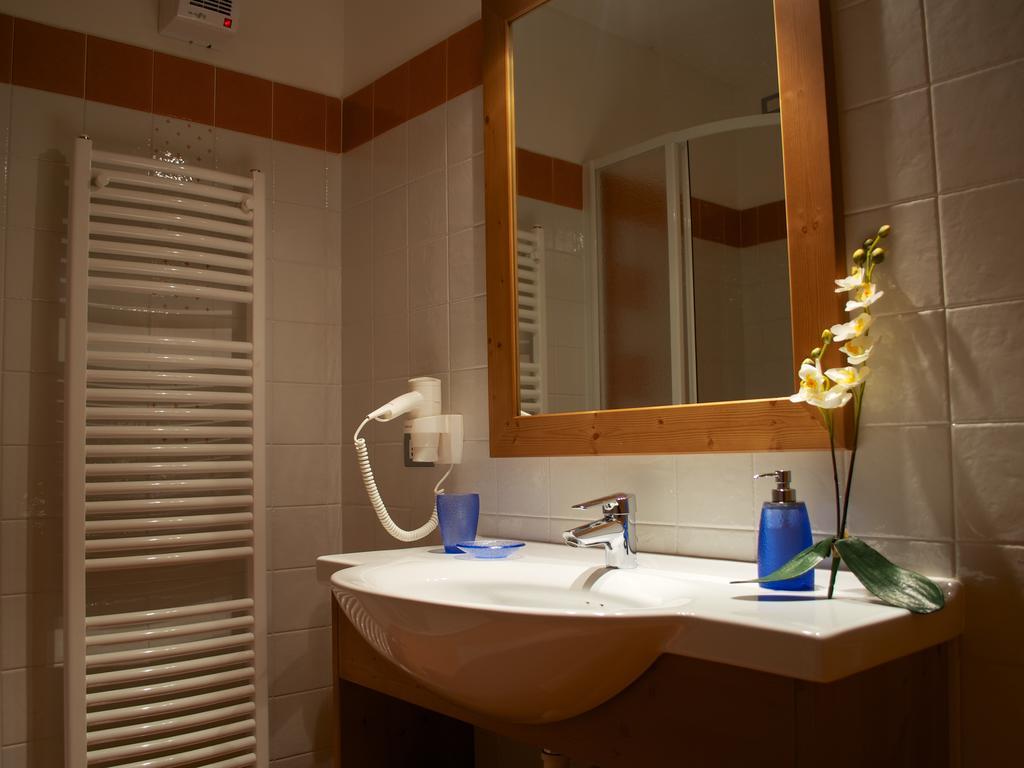 Baita Scaia Bed and Breakfast Cogolo Pokój zdjęcie
